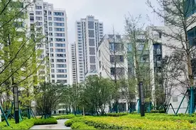 漏水、发霉、天价车位，正荣地产（06158.HK）武汉多楼盘被投诉图片