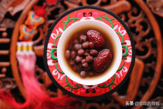 81岁的奶奶吃了40年的三红配方，精神好全身暖，做法很简单