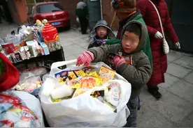 没零食的童年不快乐，不吃“公认垃圾”的孩子，长大后真的健康吗图片