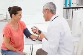 睡觉时若有“4种”表现，或是血糖升高了，若没有，恭喜你很健康图片