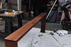 听了老师傅的建议，在沙发后面打了个架子，效果太赞了图片