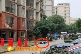 插播！福州闽侯一公寓男子坠楼图片
