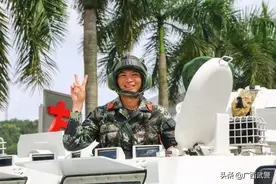 男人“变脸”可以多快？看咱家班长就懂了...图片