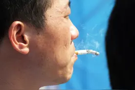 王尊让：烟民（小小说）图片