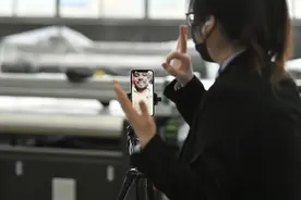 东莞的老板们现在这样接客了图片