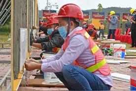 福建泉港： “小瓷砖”贴出“大工匠”图片