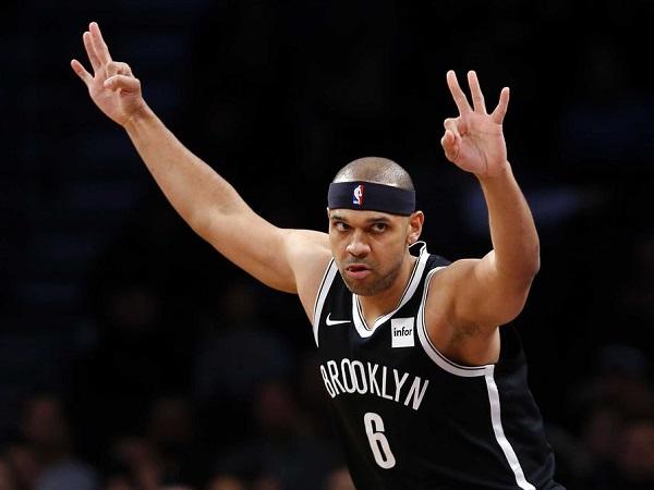 湖人一年底薪签下贾里德-达德利