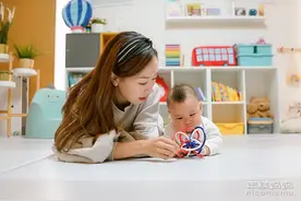 年糕妈妈：我 35 岁了，两个娃，每天都在崩溃图片