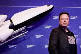 马斯克终于当上了世界首富图片