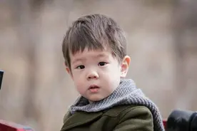 男孩就是妈妈的小情人，生儿子咱不亏图片