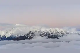 玩转雅哈垭口、冷嘎措、子梅垭口，近距离欣赏贡嘎雪山美景图片