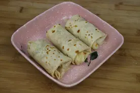 立春老传统不能忘，吃春饼卷合菜，应季又美味，卷着吃太香了图片