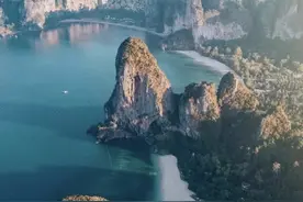 不爱夏天？是没见过这15处海滩图片