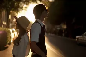 我也遇到过，这么一个人。（对一个人产生好感、是一瞬间的事）图片