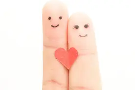 房事后要不要马上排尿？原来有这些好处图片