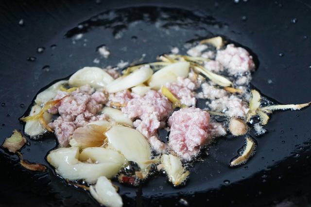 做出一条好吃的臭鳜鱼有难？ 不超过三个步骤做出大师级别臭鳜鱼