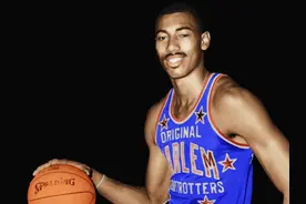 哈林篮球队申请加入NBA！建队95年+胜率98.7% 张伯伦曾为它效力图片