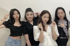 上戏00后女生回应京剧戏腔走红：不做专业网红，继续精进戏曲主业图片