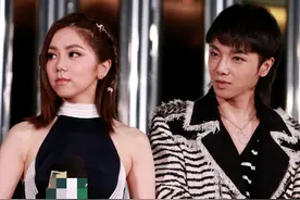 邓紫棋罕见谈感情观：我得先结婚才可以生小孩，疑似张碧晨助理发微博回怼，她们俩又掐起来了？图片