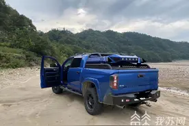 追踪：“消失的豪车”又出“新剧情”：神秘中间人称拿现金就可立即“赎”车｜解忧帮图片