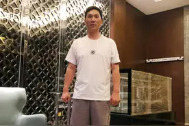 寻找城市英雄｜追踪：全网都在找杨俊魁，车队队长一眼就认出他图片
