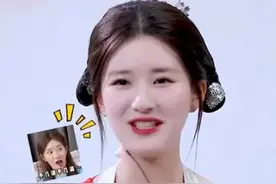 郭老师直播羞辱赵露思，称跪下给她舔脚都不配，却声泪控诉被网暴图片
