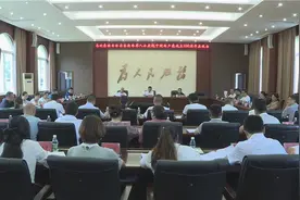 马边彝族自治县召开各族各界人士庆祝 中国共产党成立 100 周年座谈会图片