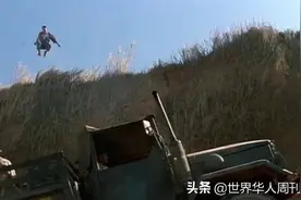 30年前，为了一场戏，林正英从4米高的海盗船跳了下去图片
