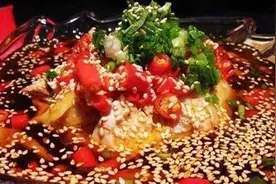 吃重口味食物，嘴巴残留异味，难闻如何解决？图片