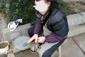 瞎子磨刀：快了图片