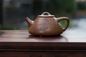 紫砂界的职称是炒作吗？职称高的价格一定高吗？图片