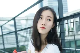 爆笑经典相亲搞笑笑话，他弟弟问我说；想娶我姐吗？图片