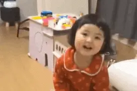 表情包：我妈说不让我跟你玩！图片