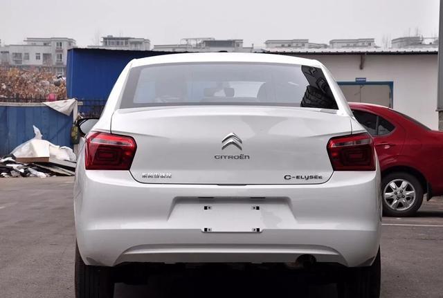 新款爱丽舍上市！价格不变，却意想不到的减配了，为何这么自信？