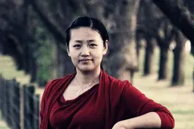 于谦携手小10岁老婆参加综艺 幸福三重奏图片