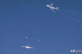 波音客机凌空发射巨大火箭 点火后却没能飞起来图片