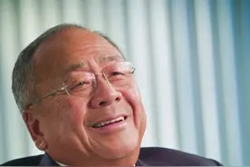 百亿富豪逝世享年91岁，公司刚为河南捐款百万，经历曾被港剧借鉴图片