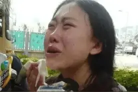 为追刘德华，她逼父亲跳海自杀！看到她的现状，网友一阵唏嘘图片