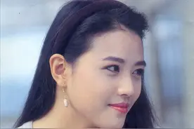 周海媚：巅峰期5个男人同时追，经历10年无效婚姻，55岁却仍单身图片