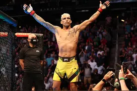 小鹰回归吧，这个人今天太厉害了图片