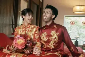 B站COO李旎与UP主“老坛胡说”结婚，女方大男方11岁图片