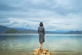 半生已过，顺其自然图片