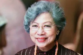 她是“鬼婆婆”，一生把自己奉献给了荧幕，86岁的她现状如何？图片