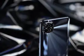 Reno4 SE评测：2499元普及轻薄65W超级闪充图片