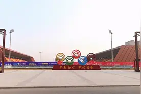 胶州体育中心多方面的问题，市民留言反映，有关部门逐一落实回复图片