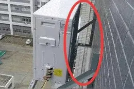 老师傅说：空调外机不要这样挂墙，难怪我家没用几个月就坏了图片