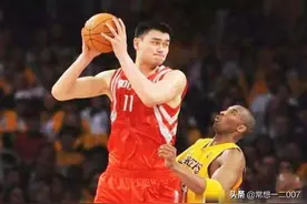 从惨淡经营到商业巨头——NBA联盟的商业发展历程图片
