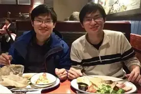 面对父母训斥，孩子是闭嘴还是顶嘴？长大后的性格差异明显图片