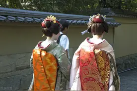 岩崎峰子，日本最出名的花魁，连章子怡都演不出她一生的精彩图片
