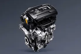 迈腾和奥迪A4L凭什么差价十几万？发动机不是一样吗？图片